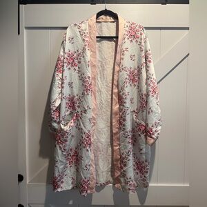 Morgan Lane Floral Robe with Pink Trim